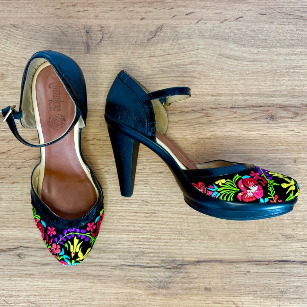 Oaxaca Custom Floral Embroidered Black Heels, leather and velvet